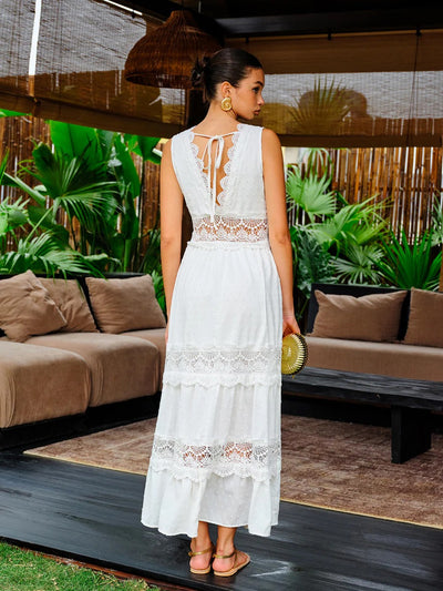 Robe sans manches à dentelle et col V